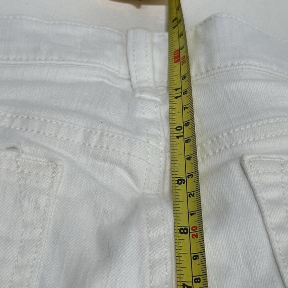 Johnny Was Cropped Baby Boot White Jeans women Flowers Eyelet size 32 - Picture 11 of 12